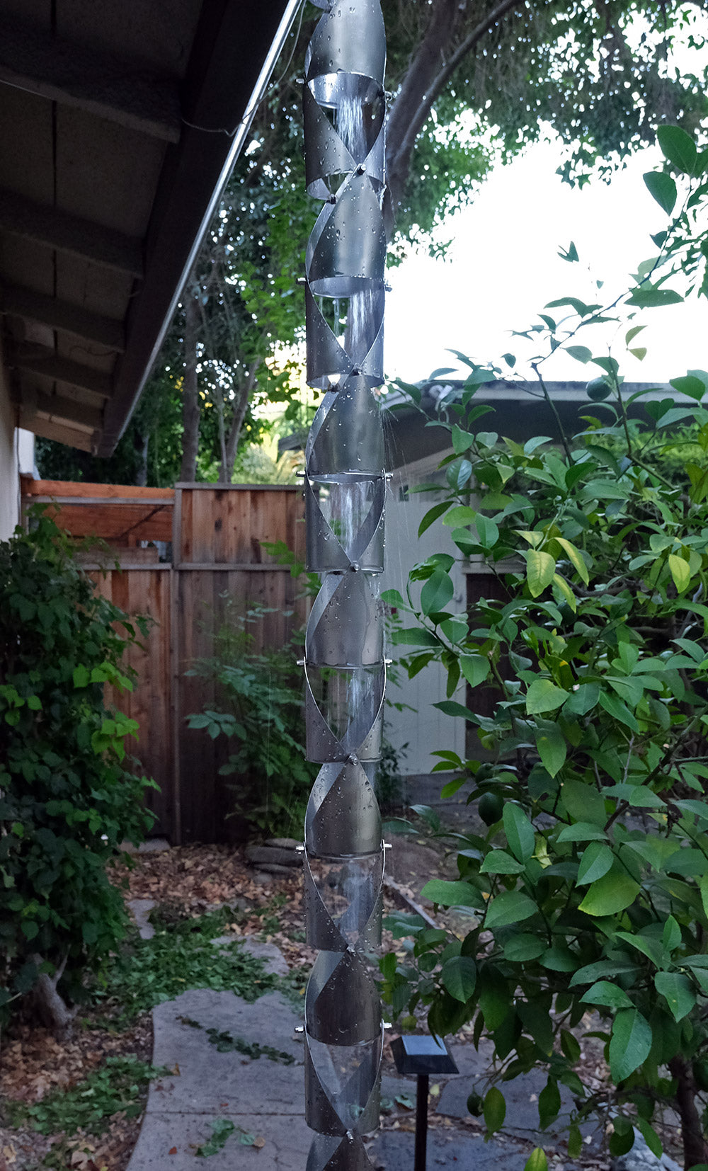 4542-RND-SS Origami™ II Round Stainless Steel Rain Chain