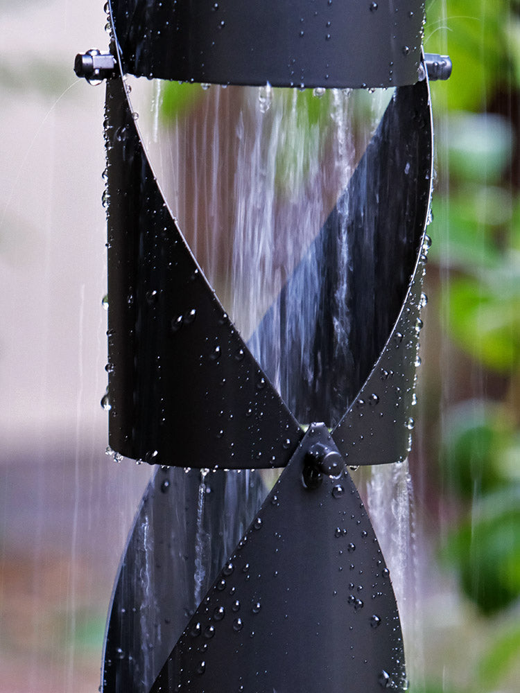 Origami™ II Round Black Rain Chain
