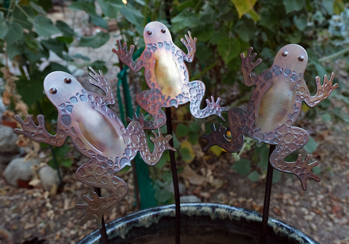 GS-001 Frogs Garden Stakes (set of 3)