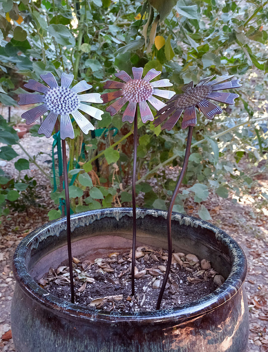 GS-005 Daisy Flower Garden Stakes (set of 3)